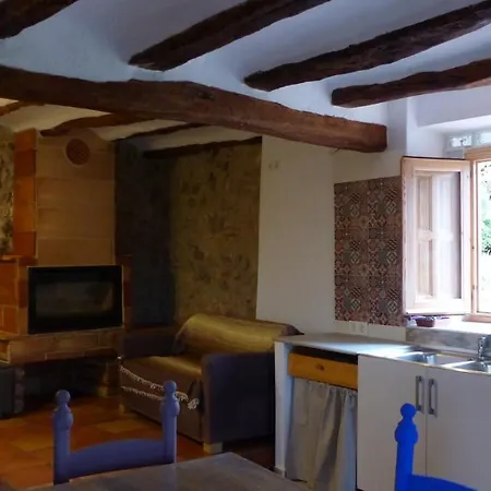 Casa Sisco, Dins De La Vall D'Ager بيت للعطل